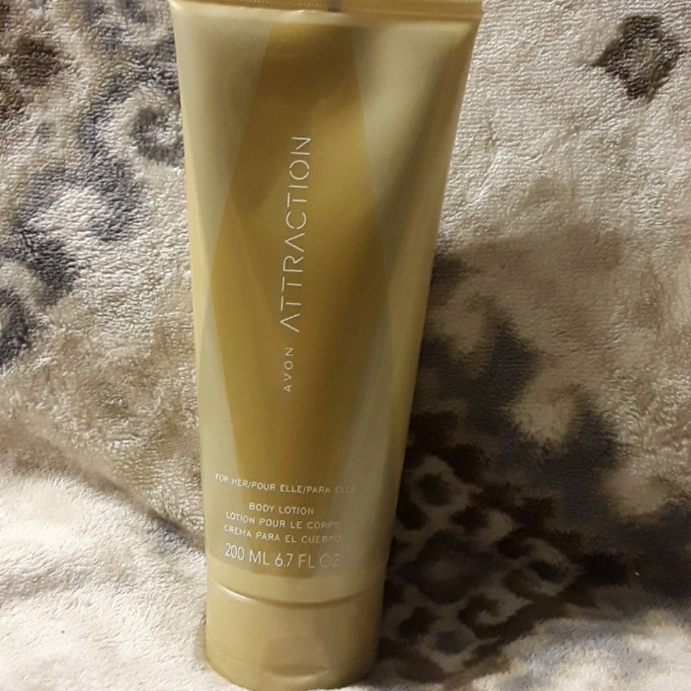 AVON ATTRACTION BODY LOTION FOR HER - Picture 2 of 5